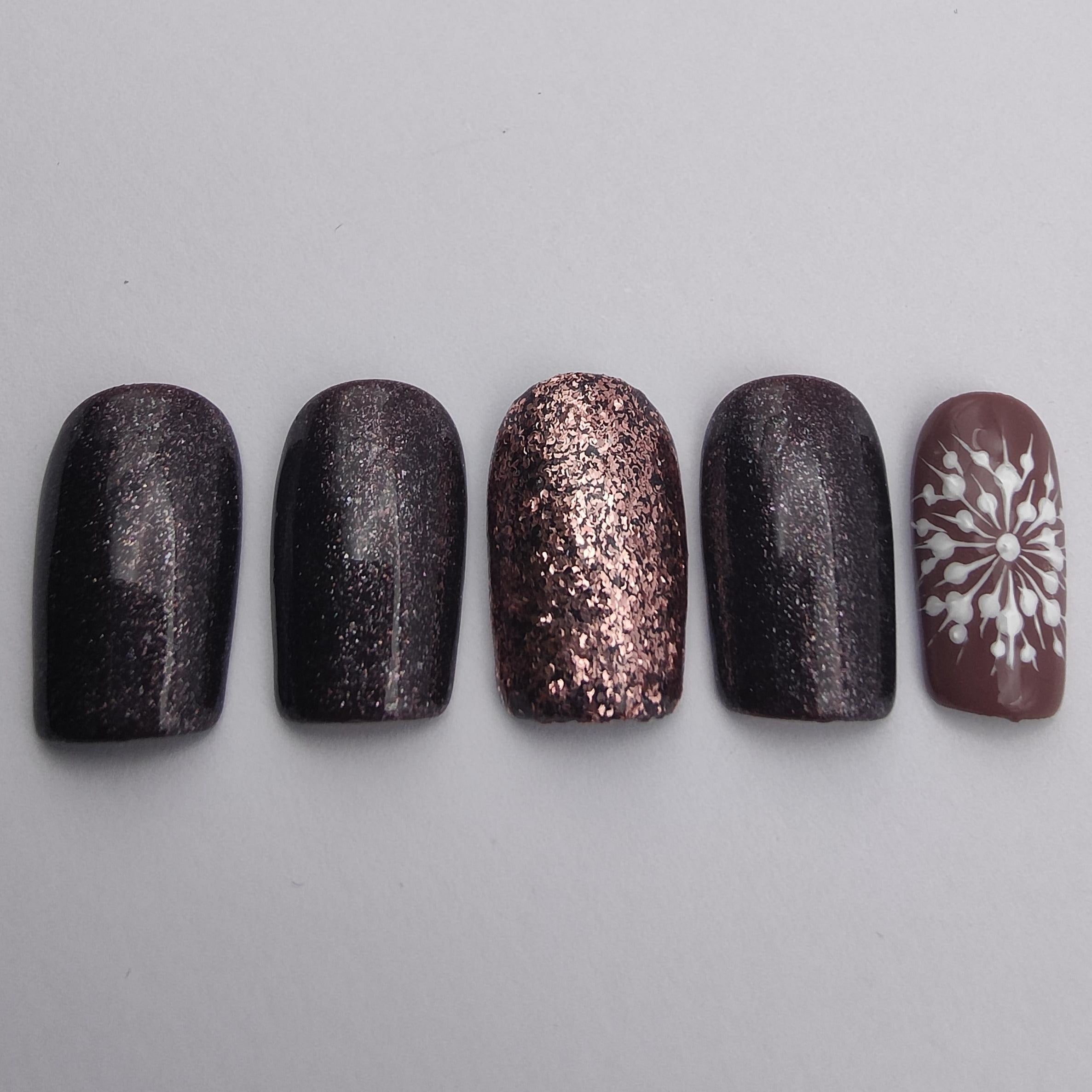 Nuit Cuivrée Déa Manus