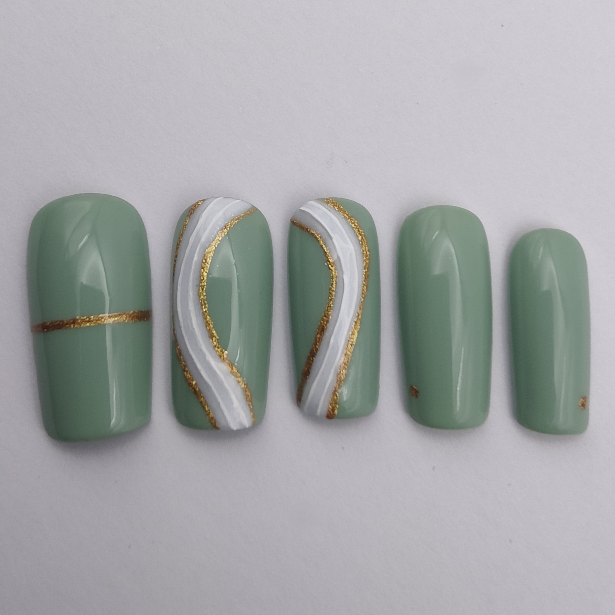 Élégance Sauge Déa Manus