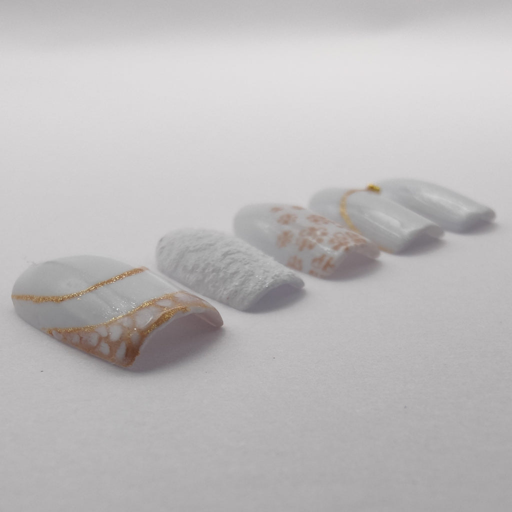 Élégance Ivoire Déa Manus