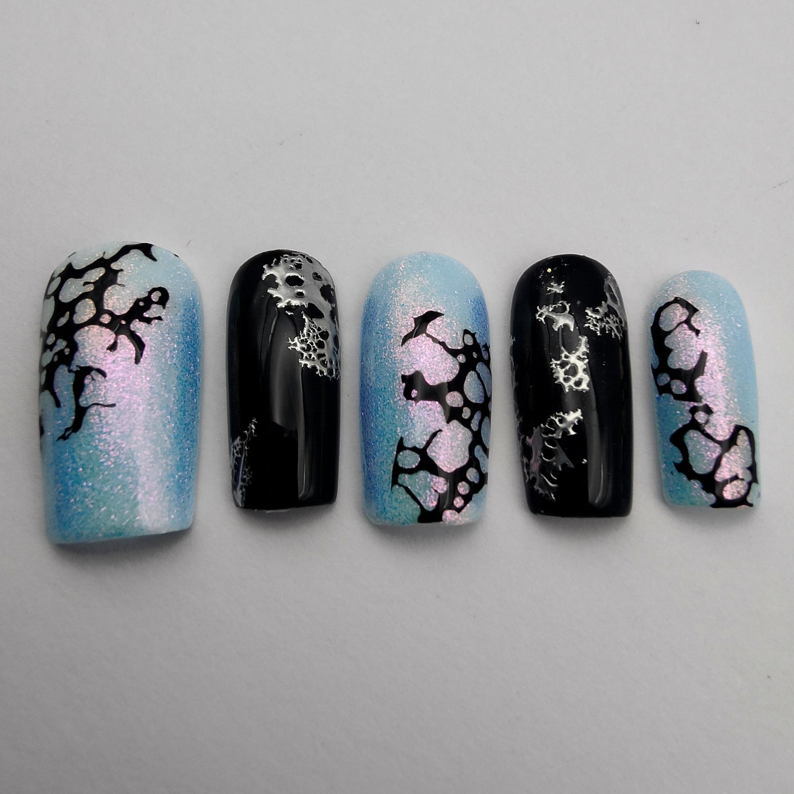 Givre Électrique Déa Manus