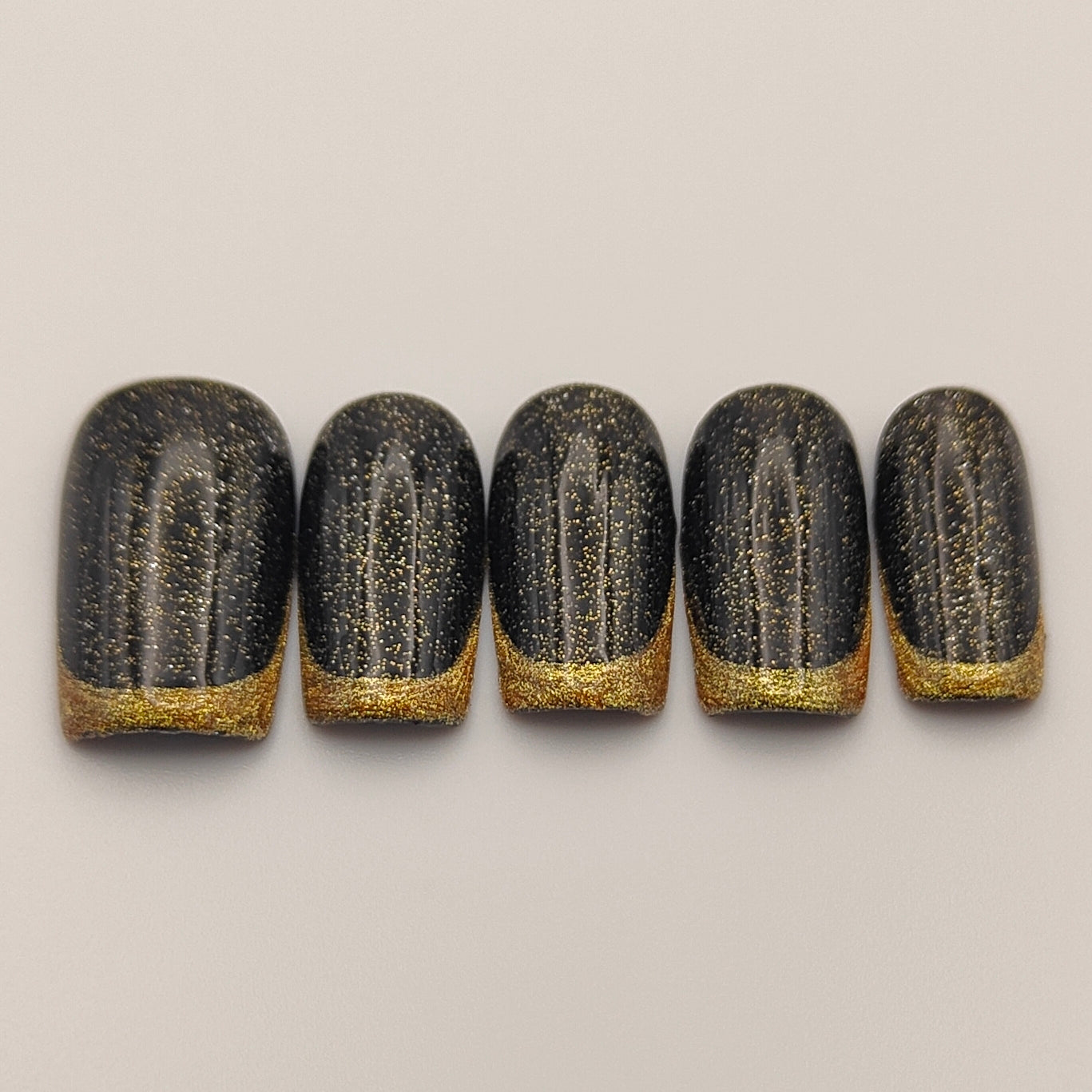 French Nuit du Désert Déa Manus