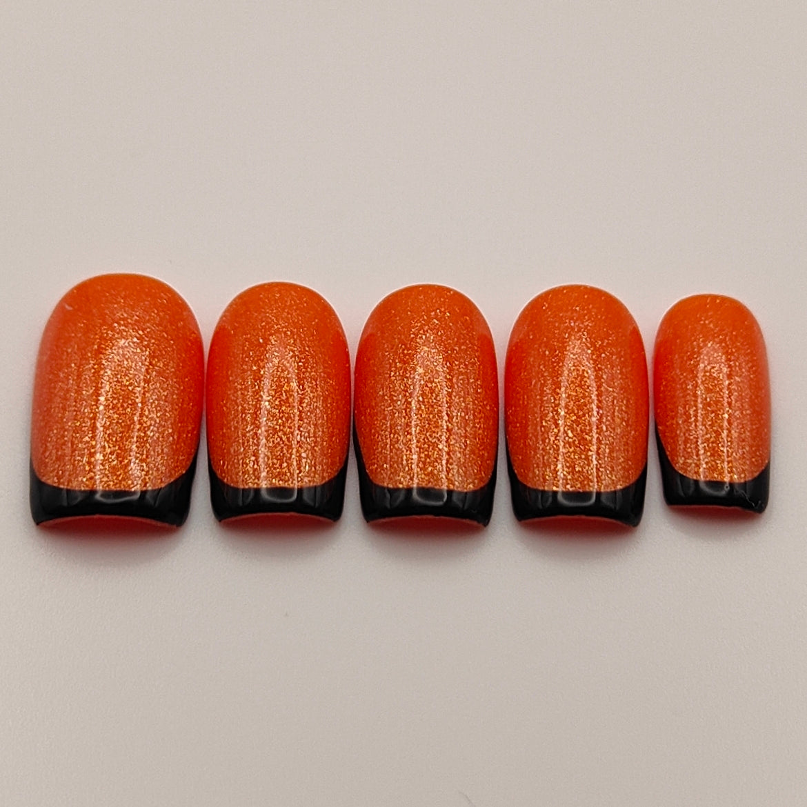 French Ambre Nocturne Déa Manus