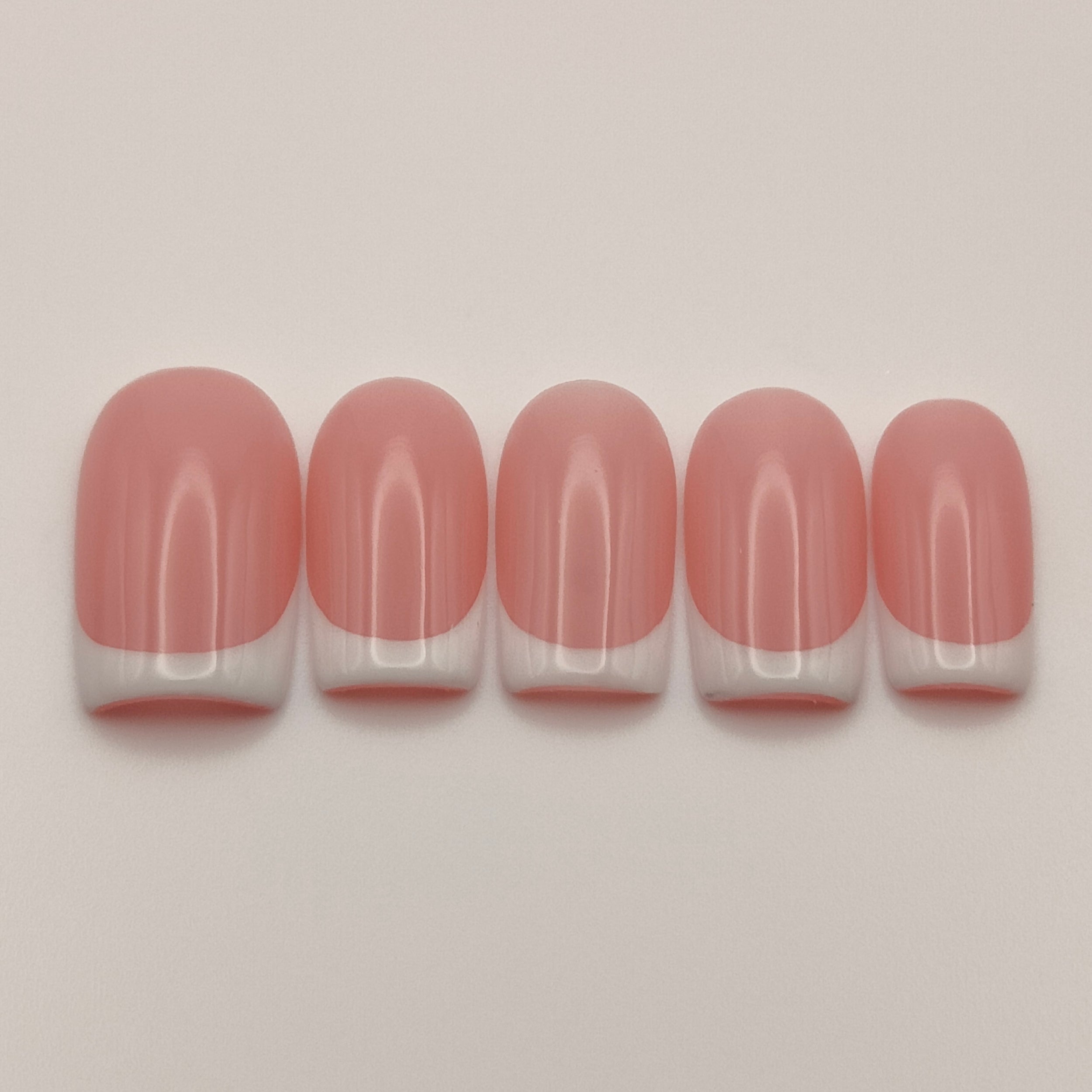 French Nude Élégance