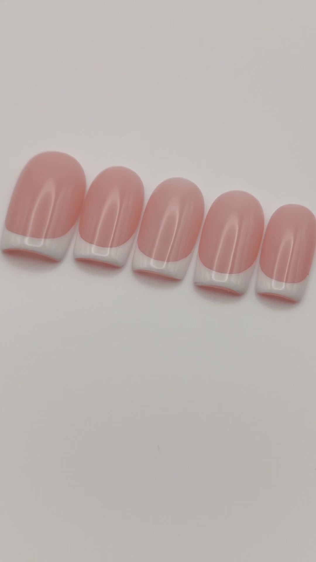 French Nude Élégance