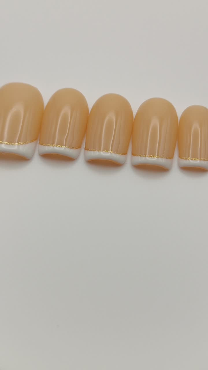 French Doré Élégance